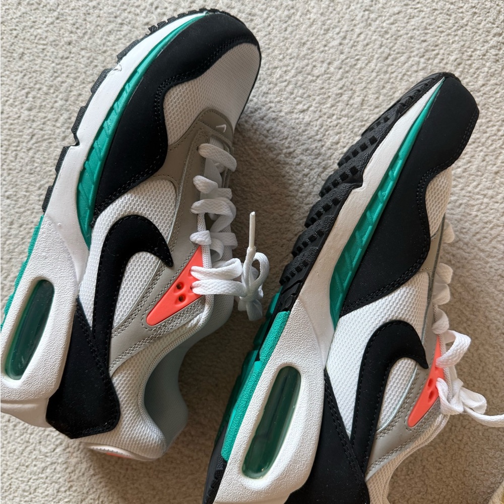 COPY - NEVER WORN Nike Air Max Black White with Teal and Orange Accents - Picture 3 of 3